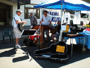 folklifebooth5-24a.jpg